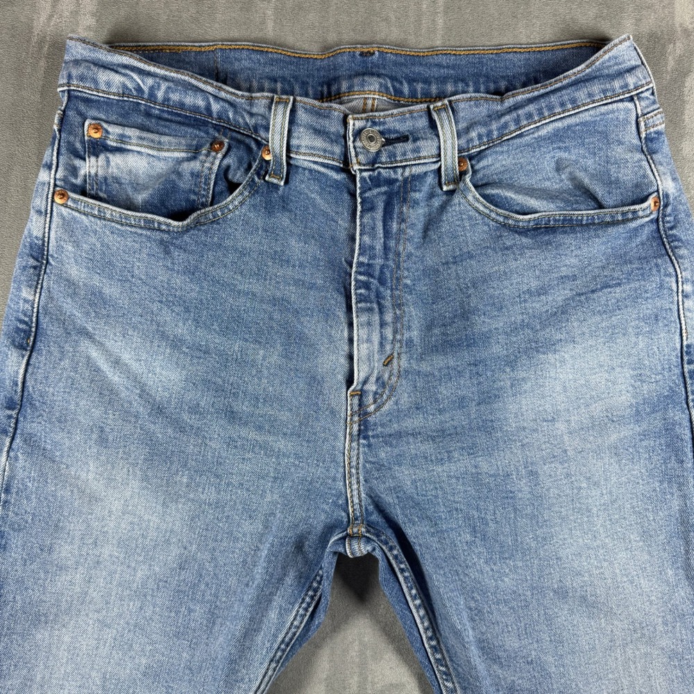 Levis 505 Regular Fit Mens 34x30 Light Wash Straight Leg Jeans Blue Denim - Picture 2 of 12